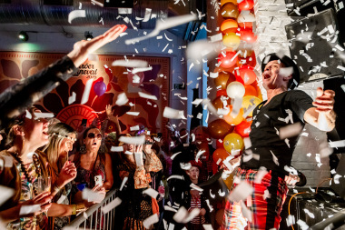 Brings Auftritt, Weiberfastnacht Ströer, Bogen 2, Köln