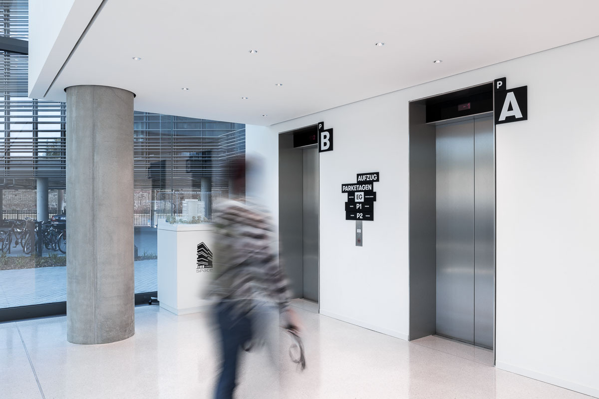 Leitsystem L'Oréal Düsseldorf