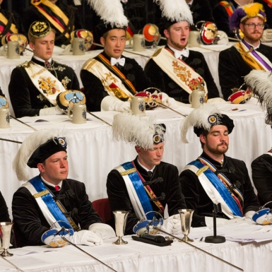 Chargierte verschiedener Burschenschaften während des Festkommers am 12. Juni 2015 im Volkshaus in Jena.