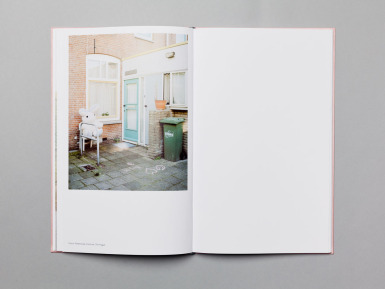 Spread Photobook Den Haag - Juliane Herrmann
