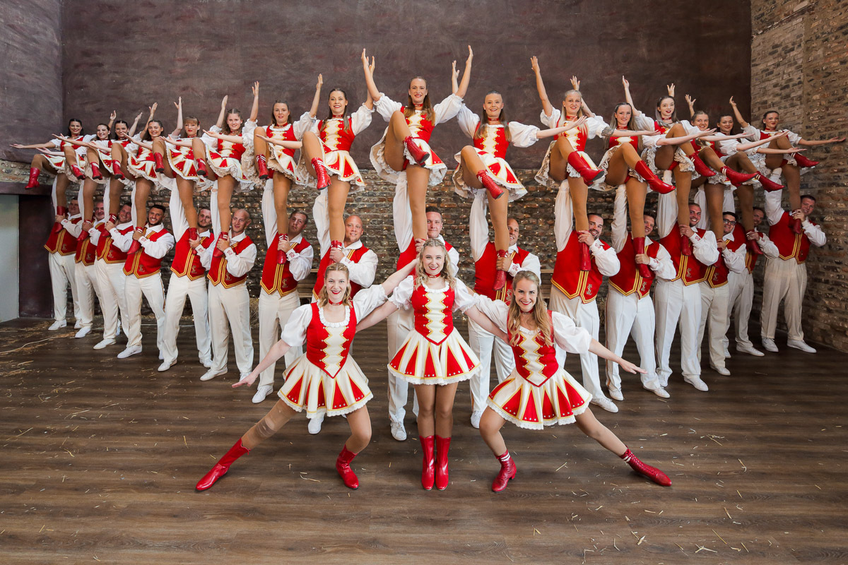 Endbild aus „Tanzcorps Colonia Rut Wiess, Pulheim, 2023, HD Video, 08:31 min“