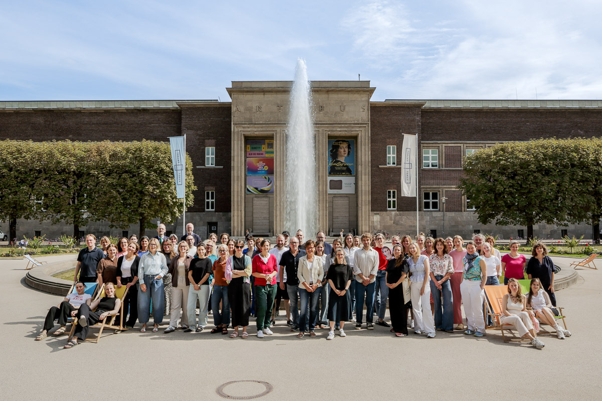 Endbild aus "Mitarbeitende des Kunstpalastes, Düsseldorf, 2025, HD Video, 13:20 min"