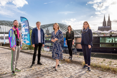 Gruppenfoto beim Medien Digital Boot NRW, Köln