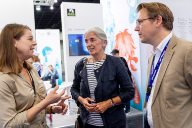 Isabel Pfeiffer-Poensgen besucht Messestand - Gamescom 2019