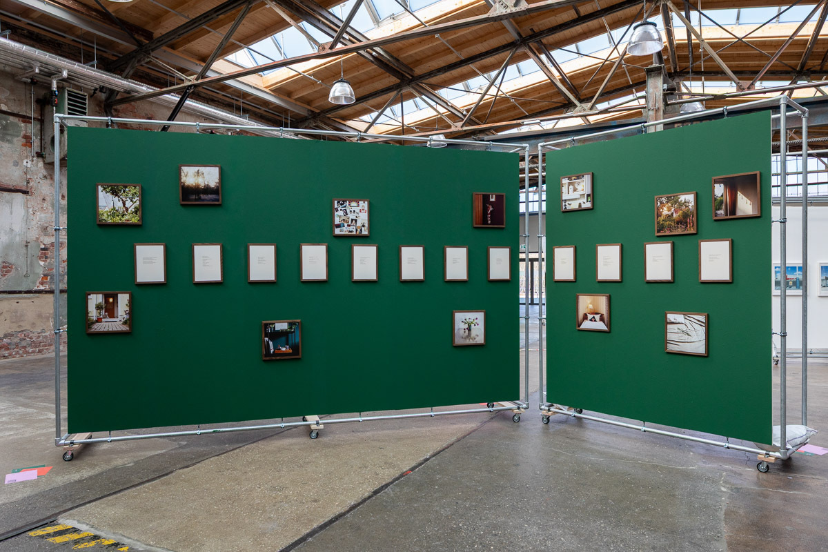 "Trace of Us", Ausstellung im Garagen-Campus in Chemnitz während der Kulturhauptstadt 2025